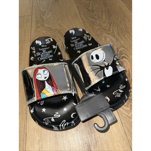 The Nightmare Before Christmas Jack & Sally Ground Up Slides Women's Sz 7 Silver - Picture 1 of 6